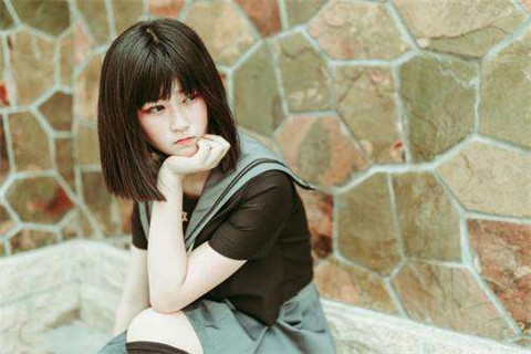 内向女生暗示喜欢你,却躲着你是什么原因? 内向女生暗示喜欢你,却躲着你是什么原因?第4张